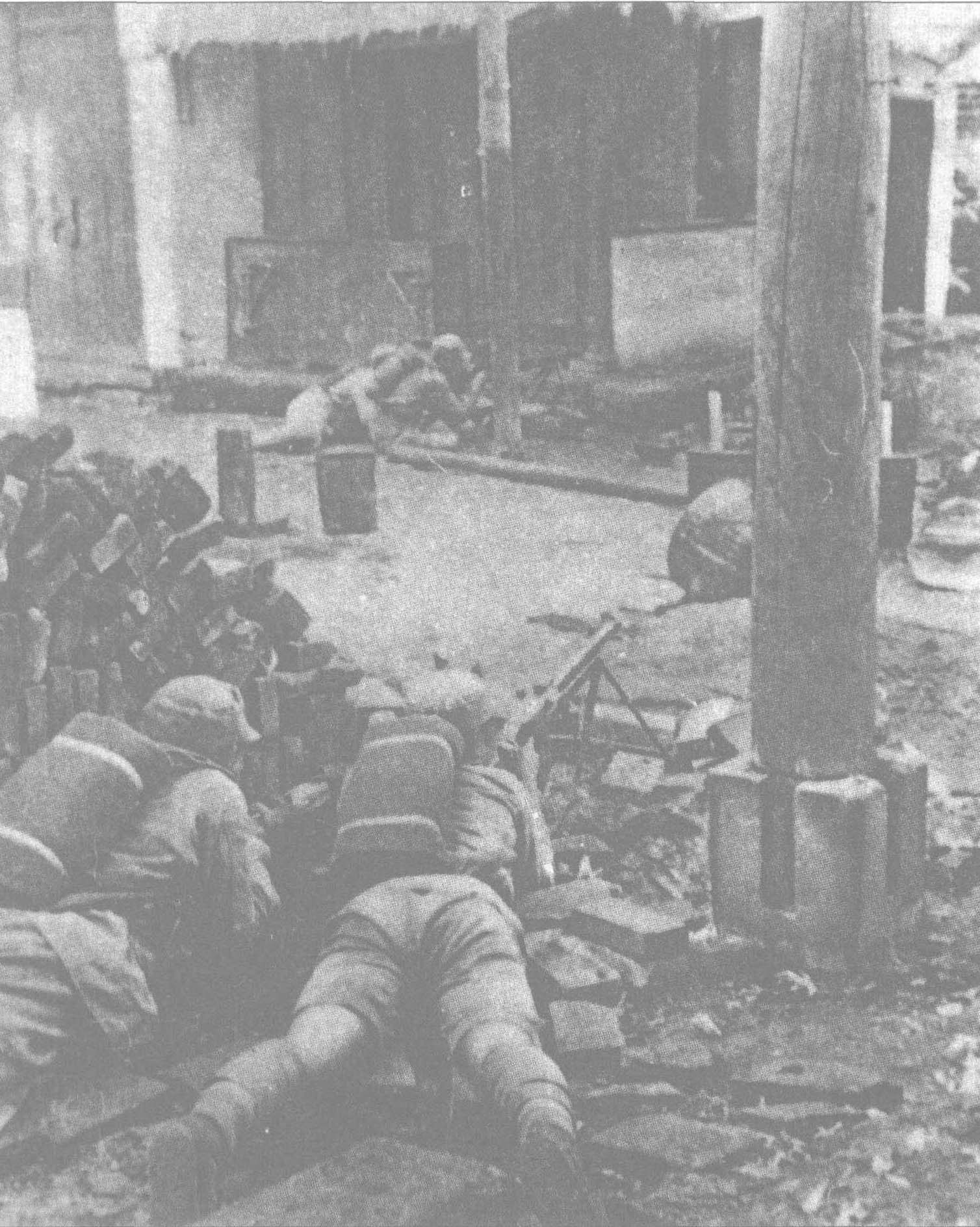 1939年9月，中国军队在平江与日军展开巷战